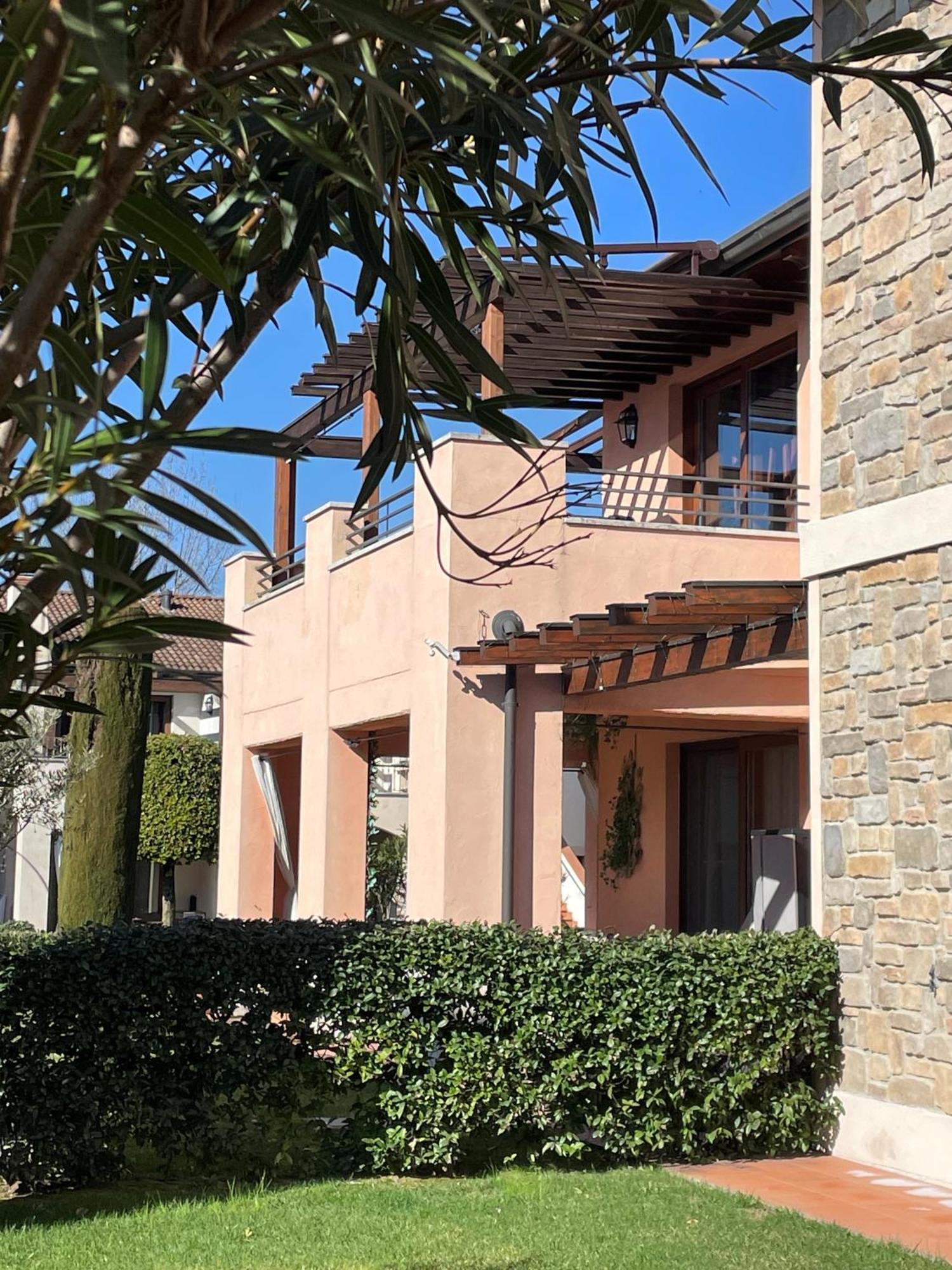 Garda Resort Village 11 Peschiera del Garda Exterior photo